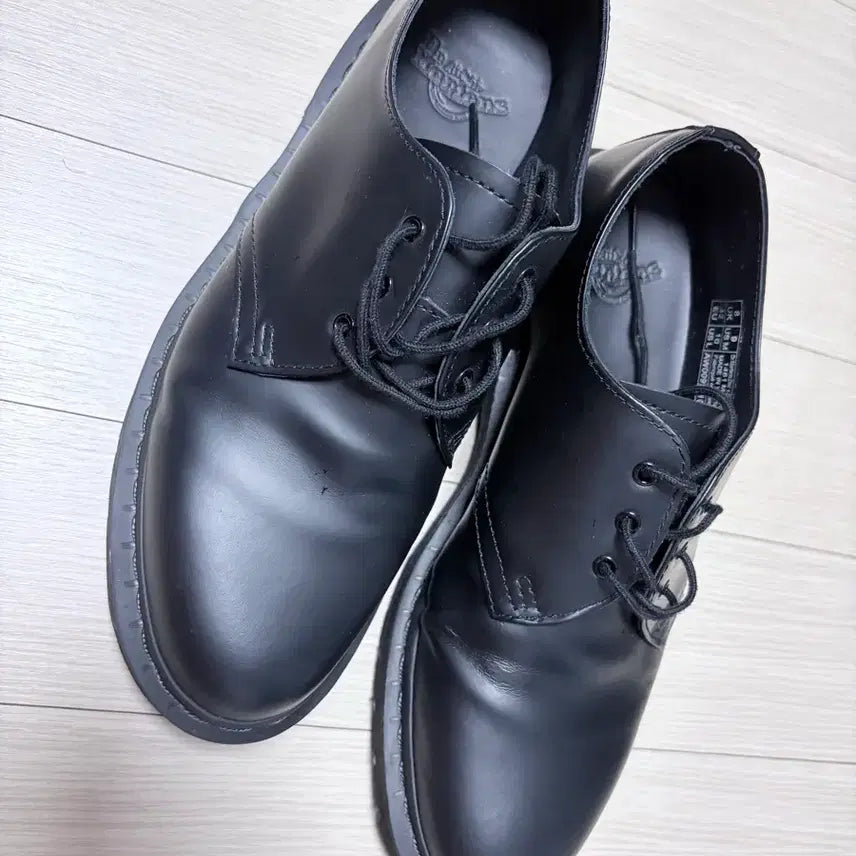 [BUNJANG] Dr. Martens 1461 Mono Black Shoes (Size 260) / 닥터마틴 1461 모노 260사이즈 팝니다!