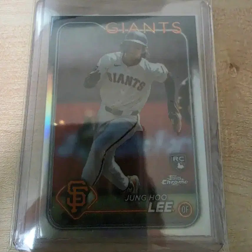 [BUNJANG] Lee Jung-hoo 2023 Topps Chrome RC Replica Baseball Card / 이정후 탑스크롬 RC 리플