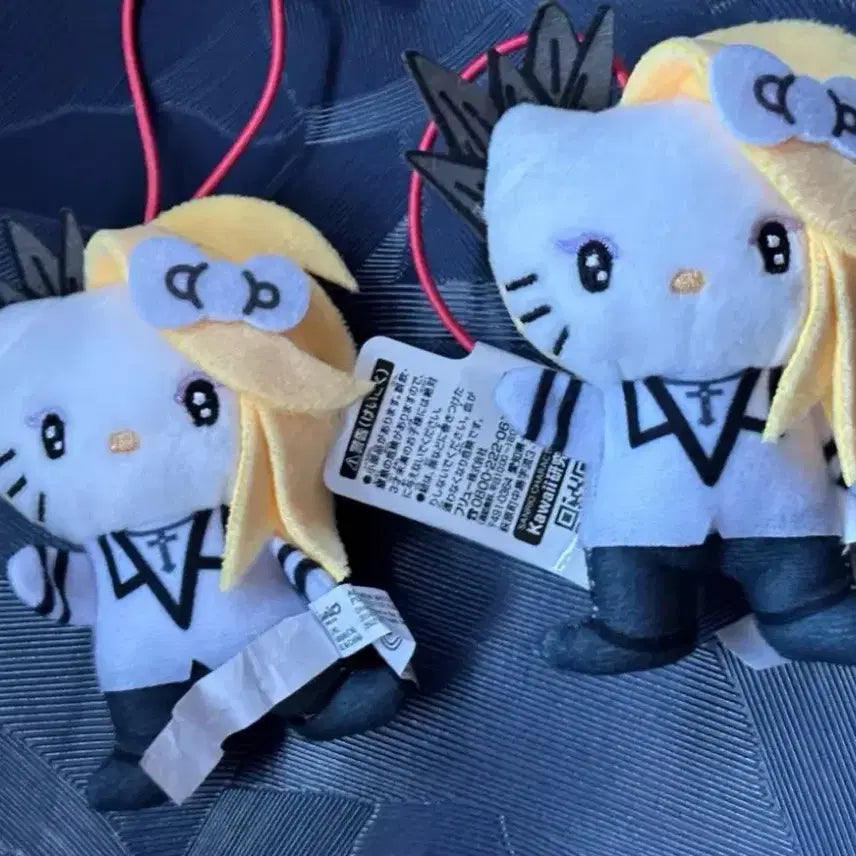 [BUNJANG] Sanrio Yoshikitty Mascot Plush Doll / 요시키티 마스코트 누이 인형 산리오 yoshikitty
