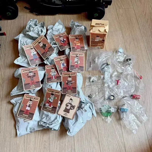 [BUNJANG] Popmart Astro Boy Diverse Life Series Full Set (12 Types, Sealed, Includes Secret Doll) / [미개봉/시크릿포함]팝마트 아톰 피규어 가챠 12종 풀세트 아스트로보이