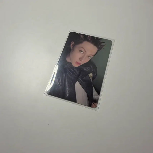 [BUNJANG] CORTEZ MARTIN IZ*ONE Lucky Draw Photocard / 코르티스 마틴 이즈위 럭드 6차 포카 양도