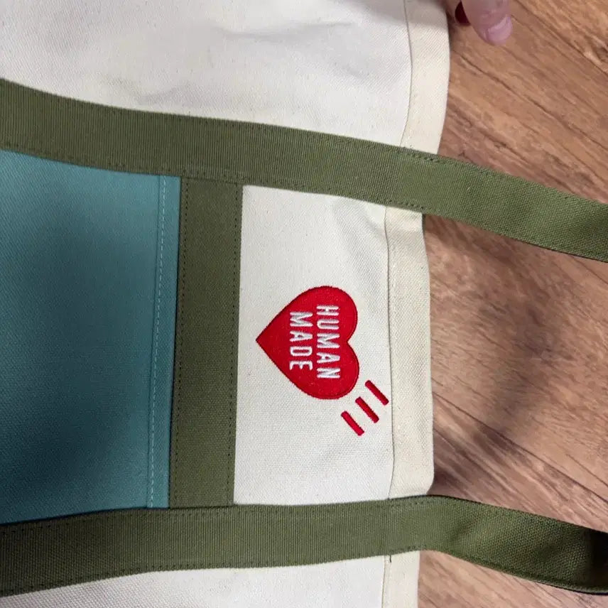 [BUNJANG] Human Made Tote Bag Extra Large / 휴먼메이드 토트백 엑스트라라지