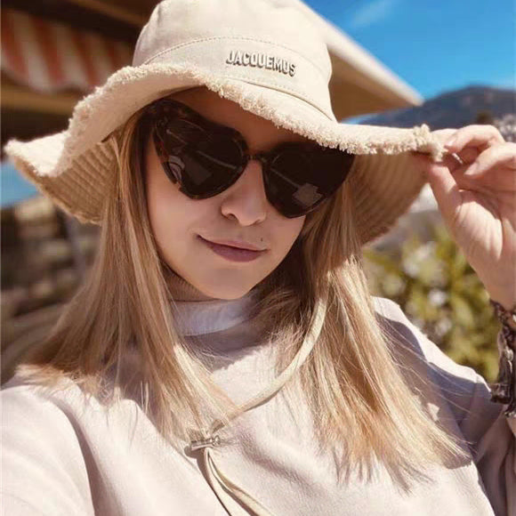 [BUNJANG] Jacquemus Women's Bucket Hat / 자크뮈스 여성 벙거지 여성 버킷햇 여름모자