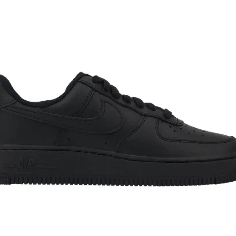 [BUNJANG] Nike Air Force 1 '07 Low Triple Black / 나이키 에어포스 1 '07 로우 트리플 블랙 240