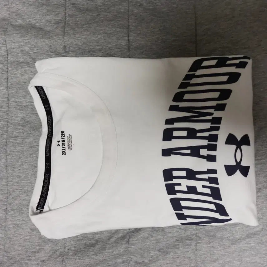 [BUNJANG] Under Armour Short Sleeve T-Shirt White 2XL / 언더아머 반팔티 화이트