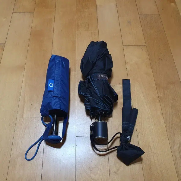 [BUNJANG] Umbrella (Set of 2) / 살짝 망가진 우산 2개