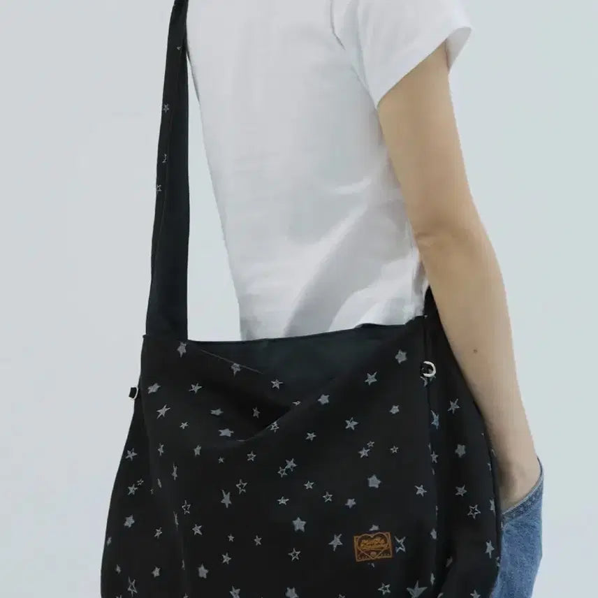[BUNJANG] Meem The Wardrobe Reversible Cross Bag / 밈더워드로브 리버시블 크로스백