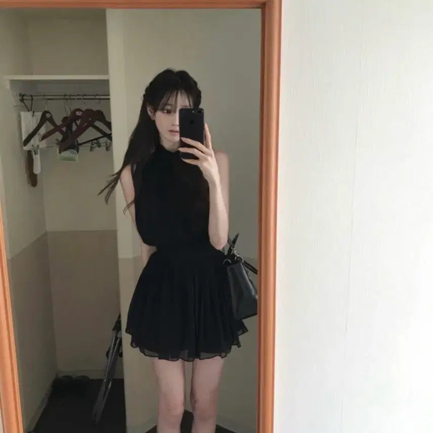 [BUNJANG] La Belle Blanche Celia Silk Set Black Blouse Skirt Set / 라벨르블랑 실리아 실크 셋업 블랙 /블라우스, 스커트 세트/ 스커트s