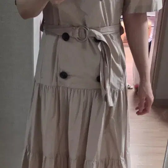 [BUNJANG] The Handsome Greyhound Trench Dress Beige S / 더핸섬 탐그레이하운드 트렌치 원피스 베이지 S