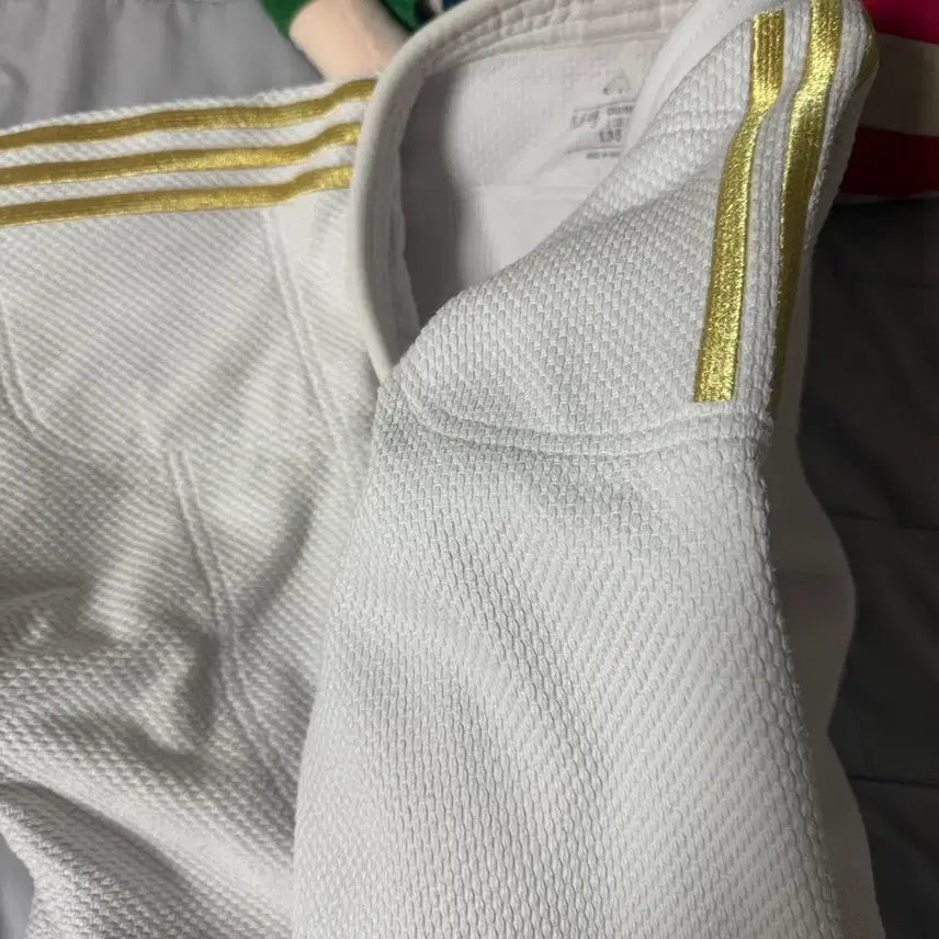 [BUNJANG] Adidas 3-Stripes Gold Label Judo Uniform 185 / 아디다스 삼선 금장 185 백 유도복 팝니다