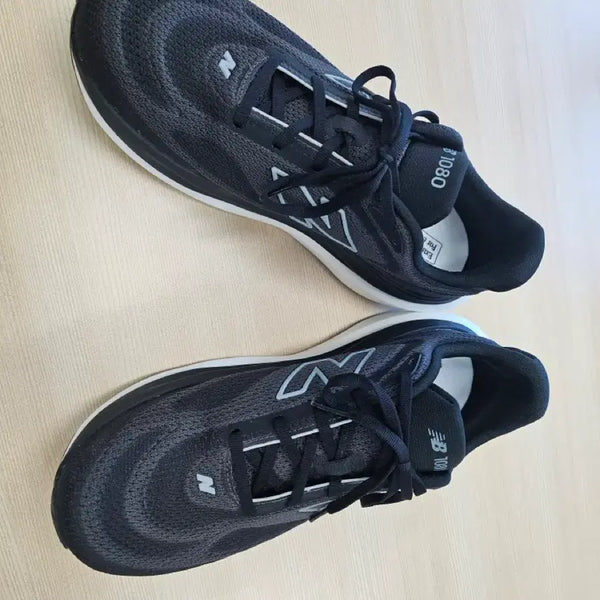 [BUNJANG] New Balance 1080 V15 2E Wide Running Shoes Black / 뉴발란스 1080 V15 275 운동화 블랙