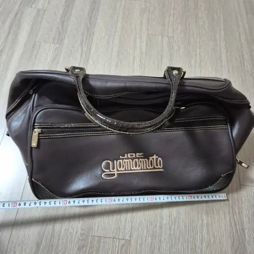 [BUNJANG] Issey Miyake Shoulder Bag Brown / 조 요시모토 숄더백 브라운