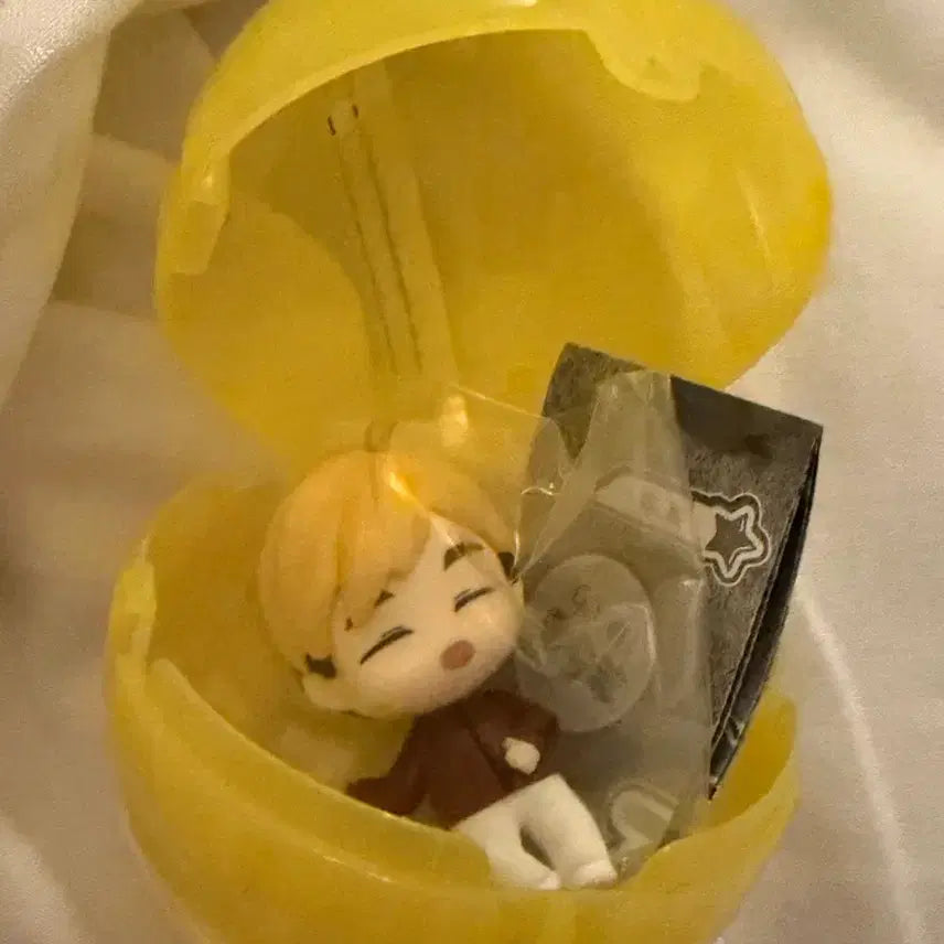 [BUNJANG] Haikyuu!! Miya Atsumu Nemurasete-tai Gacha Figure (Sealed) / 하이큐 미야 아츠무 네무라세타이 가챠 피규어 미개봉