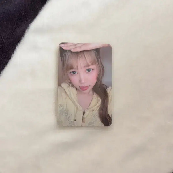 [BUNJANG] HaToHa HaToHa Yeon POB Photocard / 하투하 레몬탱 팝업 미공포 하츠투하츠 예온 NY뮤직 포카