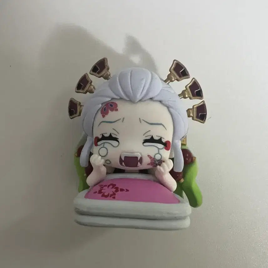 [BUNJANG] Demon Slayer Nezuko Onemutan Figure / 귀멸의 칼날 우는 다키 오네무탄