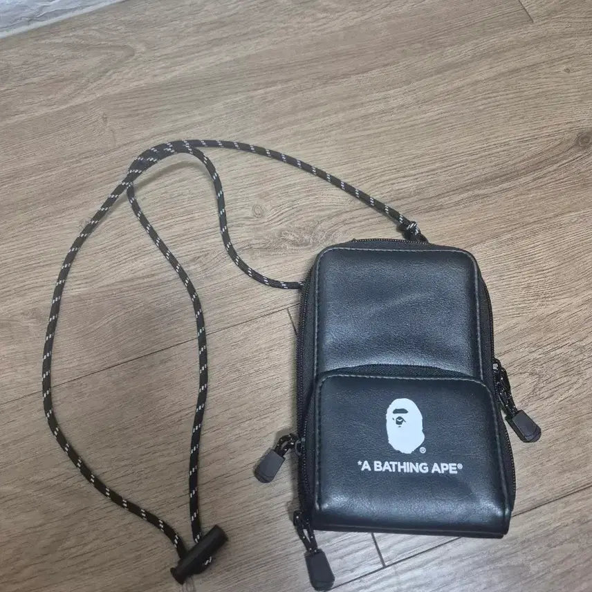 [BUNJANG] A Bathing Ape Bape Hip Bag Card Holder Black / 베이프 A BATHING APE 힙색 카드지갑 블랙