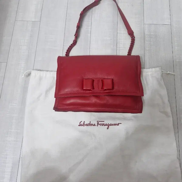[BUNJANG] Salvatore Ferragamo Viva Bag Red Leather / 페레가모 비바백