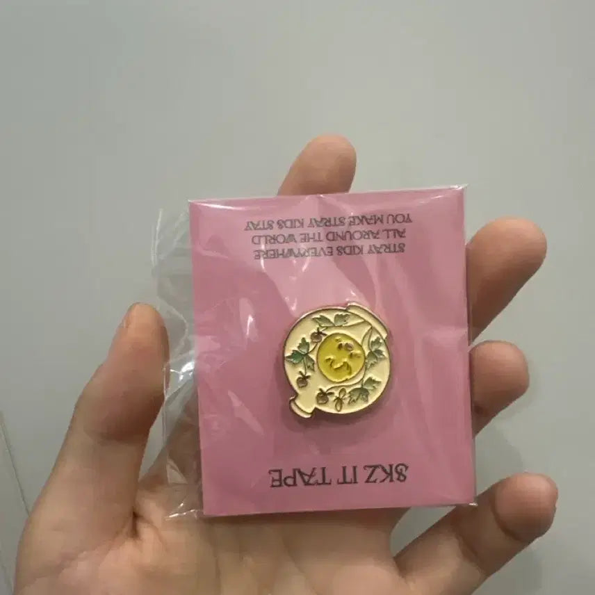 [BUNJANG] Stray Kids Felix DOONGIE Badge Sealed / 미개봉 원가양도 스키즈 스키주 두잇 뱃지 뽁아리 필릭스