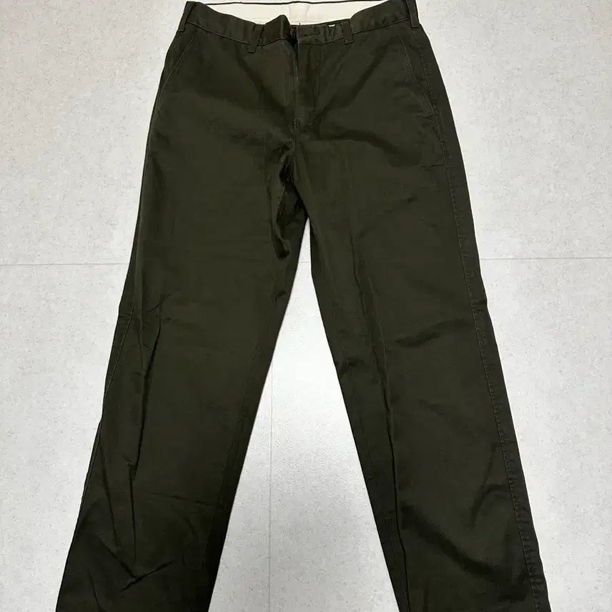 [BUNJANG] Uniqlo Regular Chino Pants Olive Size 79 New / 유니클로 레귤러 치노팬츠 79 새제품(신발매)