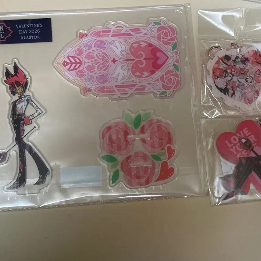 [BUNJANG] Hazbin Hotel Alastor Valentine Acrylic Keychain Bundle Set / 해즈빈 호텔 알래스터 25,26 발렌타인 아크릴/호텔조 키링 일괄 판매