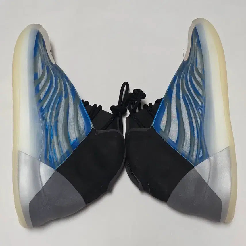 [BUNJANG] Adidas Yeezy Quantum Frozen Blue (295mm) New / 아디다스 이지 퀀텀 프로즌 블루 295 새 제품
