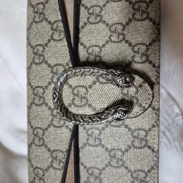 [BUNJANG] Gucci Dionysus Super Mini Crossbody Bag / 구찌 디오니소스 슈퍼미니 크로스백