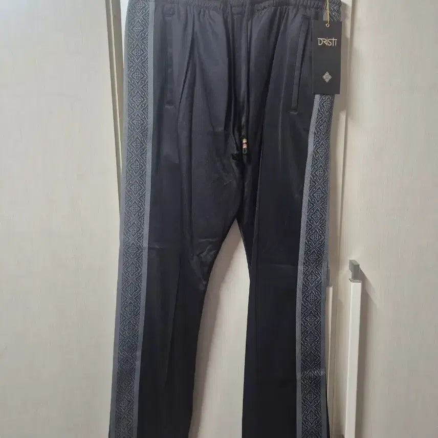 [BUNJANG] DRISTI Limited Edition Training Pants L / DRISTI 한정판 트레이닝 팬츠 L