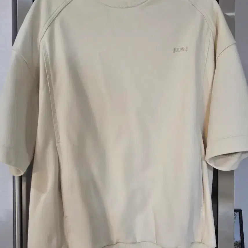 [BUNJANG] Juun.J Oversized Cotton T-Shirt Ivory M / 준지 맨투맨 반팔 아이보리 오버핏 M사이즈입니다.