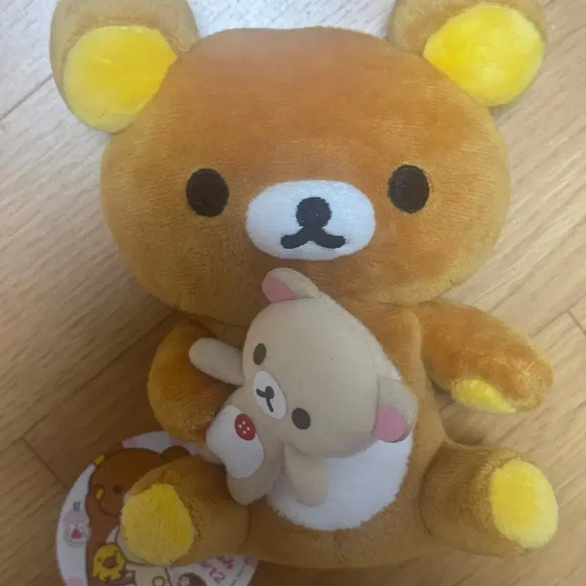 [BUNJANG] Classic Rare Korilakkuma Holding Rilakkuma Plush Doll / 고전 희귀 코리락쿠마 안은 리락쿠마 인형