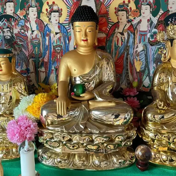 [BUNJANG] Set of 4 Golden Buddhist Statues for Shrines and Altars (Discounted Due to Flaw) / [일괄/무속] 신당 법당용 금색 불상 세트 (하자가만 가격)