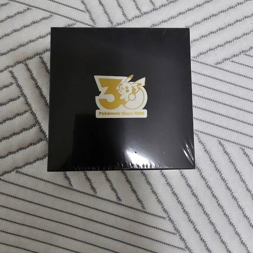 [BUNJANG] Pokemon 30th Anniversary March Badge (Sealed) / 포켓몬스터 30주년 3월 뱃지 미개봉