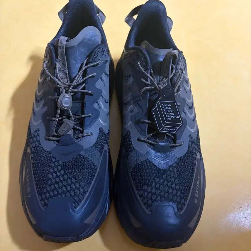 [BUNJANG] Hoka x Satisfy Clifton LS Forged Iron Black Shoes / 호카 x 새티스파이 클리프톤 LS 포지드 아이언 블랙