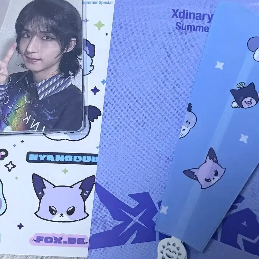 [BUNJANG] AKZ 2025 Summer Concert Mid-Con Ticket Gift Photocard Sticker / 엑디즈 2025 썸머콘 중콘 입장 기프트 포카 스티커