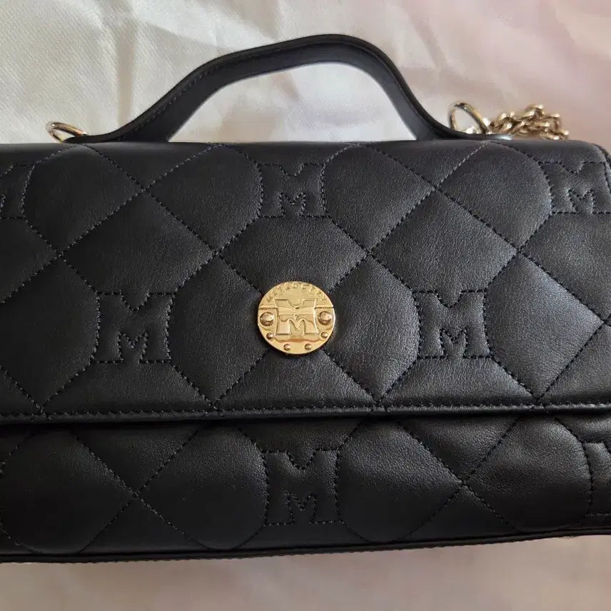 [BUNJANG] Metrocity Quilting Shoulder Bag Black / 메트로 시티  퀼팅 숄더백 블랙(새상품~급)