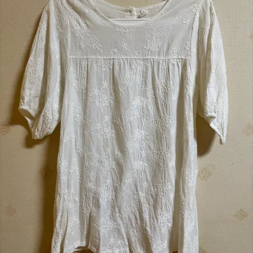 [BUNJANG] White Long Blouse / 화이트 롱 블라우스