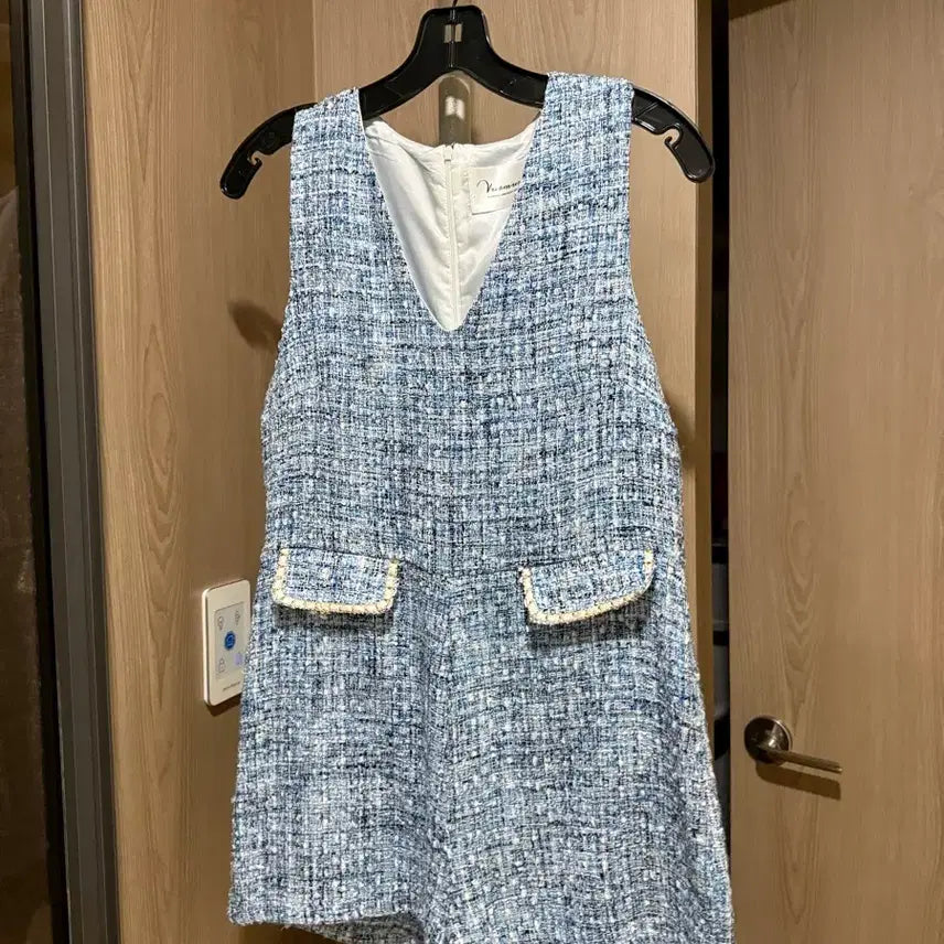 [BUNJANG] Blue Tweed Sleeveless Jumpsuit Romper / 블루 트위드 나시 점프수트 롬퍼