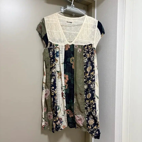 [BUNJANG] Caliner Hippie Patch Blouse / Caliner hippie patch blouse
