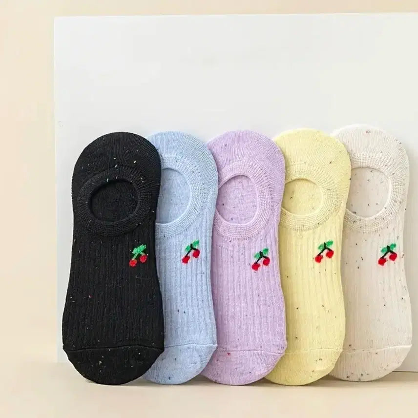 [BUNJANG] Non-Slip Cherry Pattern Socks 5-Pair Set / 논슬립 양말 체리 패턴 5컬러
