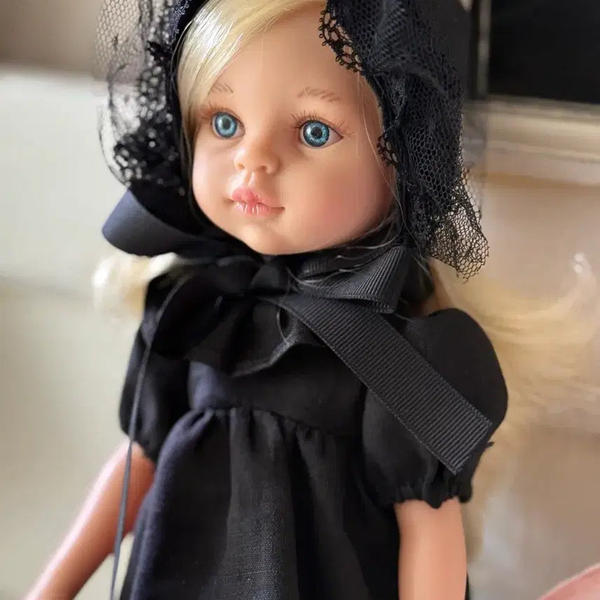 [BUNJANG] Paola Reina Doll Blonde Hair in Bonnet / 보넷쓴 파올라레이나