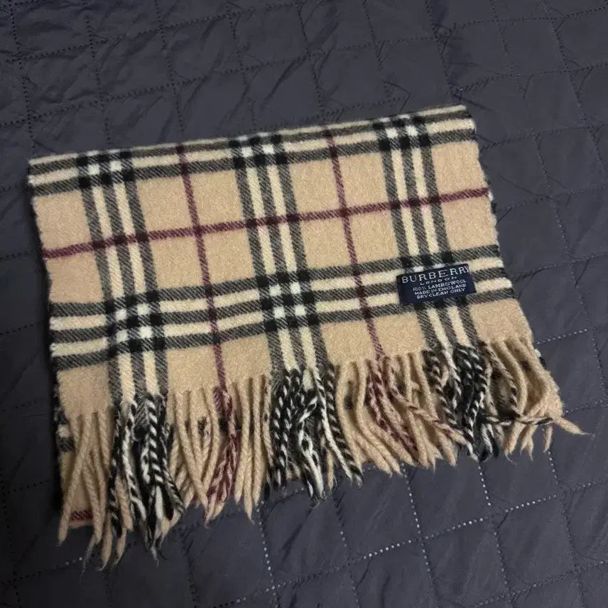 [BUNJANG] Burberry 100% Lambswool Scarf / 버버리 100% 램스울 머플러
