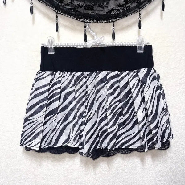 [BUNJANG] Zebra Lace Pleats Culotte Shorts / 지브라 레이스 플리츠 큐롯팬츠 반바지 오네갸루 펑크 키치 y2k 와투케