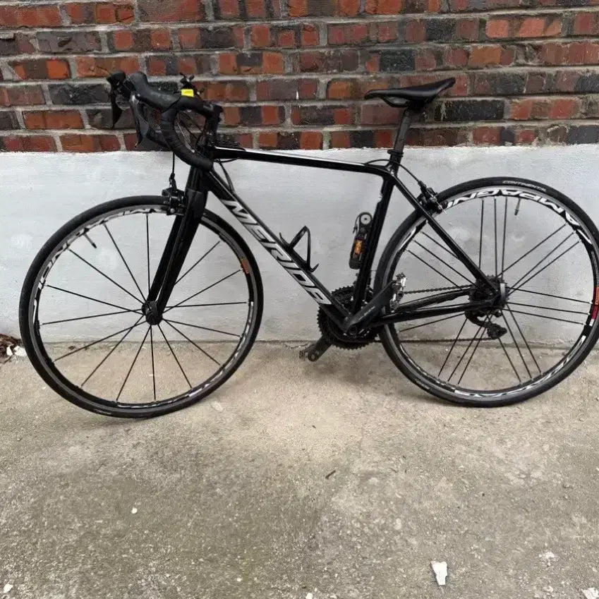 [BUNJANG] Merida Scultura 400 Rim Brake Bicycle with Campagnolo Shamal Ultra Wheels and Specialized Power Mimic Saddle / 메리다 스컬트라 400림 s 휠업글