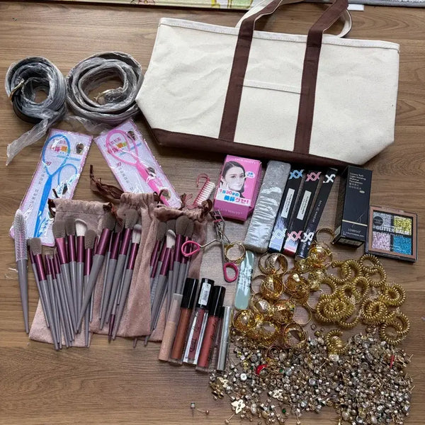 [BUNJANG] Cosmetics and Earrings Bundle Set / 화장품 ++귀걸이 등등 세트 일괄 양많아요+++덤 일괄