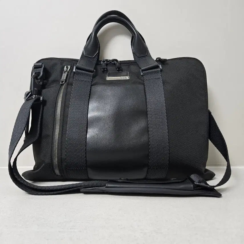 [BUNJANG] Tumi Leather Briefcase Bag Black / 가격제안행사!!      투미 상태괜찮은 서류 가방 블랙