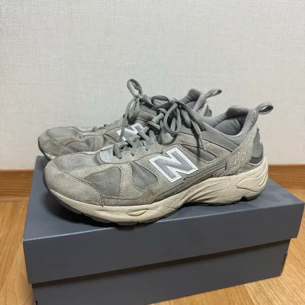 [BUNJANG] New Balance 878 Grey Sneakers (270) / 뉴발란스 878 그레이 270