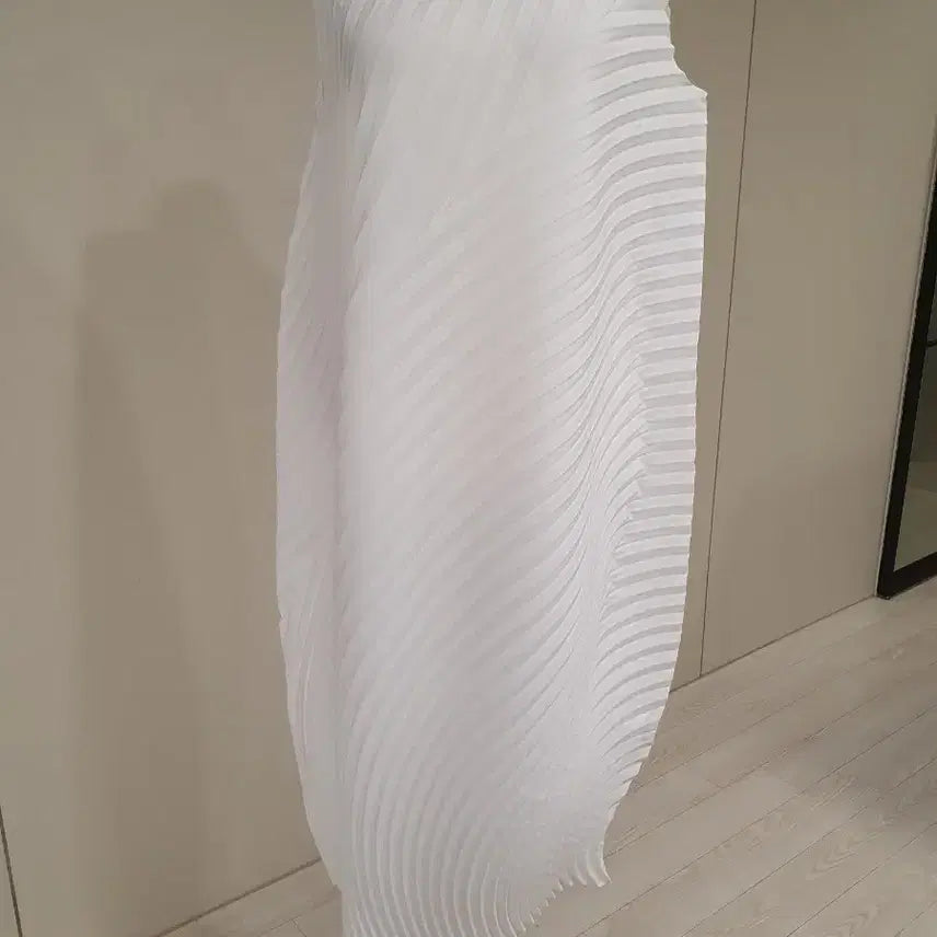 [BUNJANG] Yoitz Pleats Long Dress White / 요이츠 플리츠  원피스 화이트