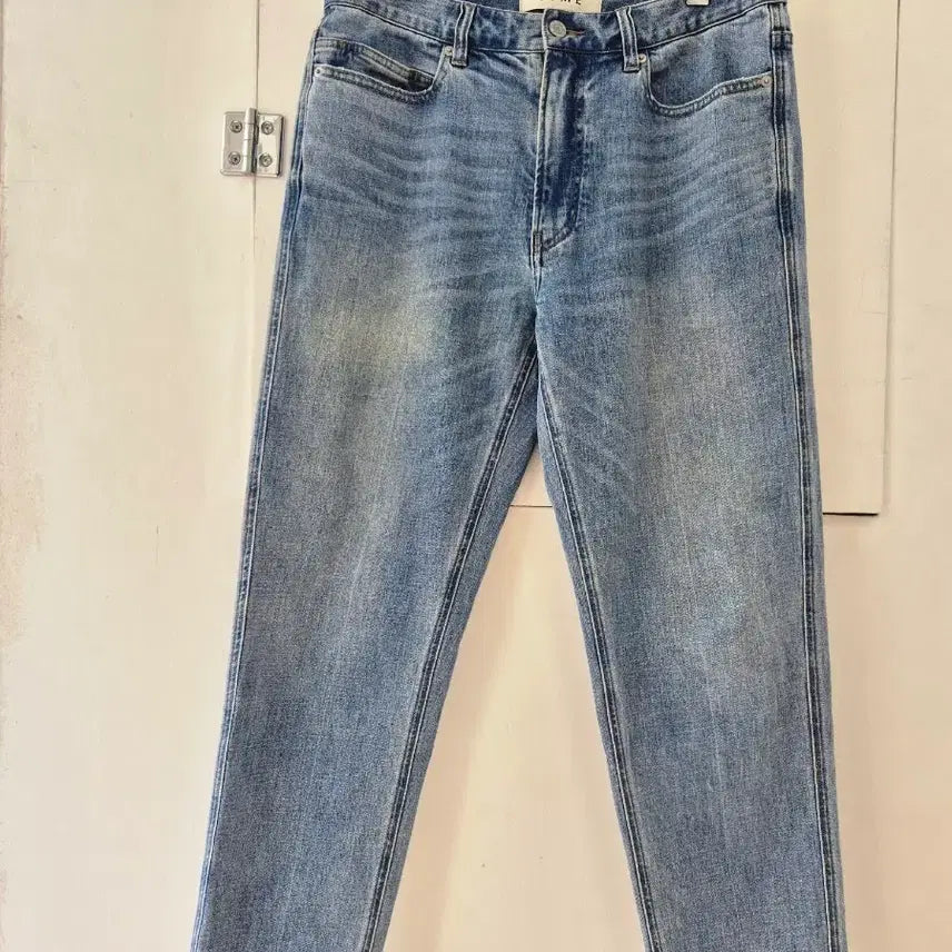 [BUNJANG] TIME Relaxed Fit Light Wash Jeans (Size 82) / 타임TIME 연청 릴랙스 핏 82사이즈 청바지