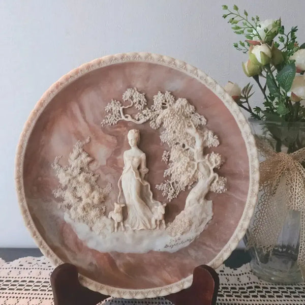 [BUNJANG] Incolay Studios "She Walks in Beauty" Cameo Decorative Plate / 미국 캘리포니아 인콜레이 스톤 까메오장식접시