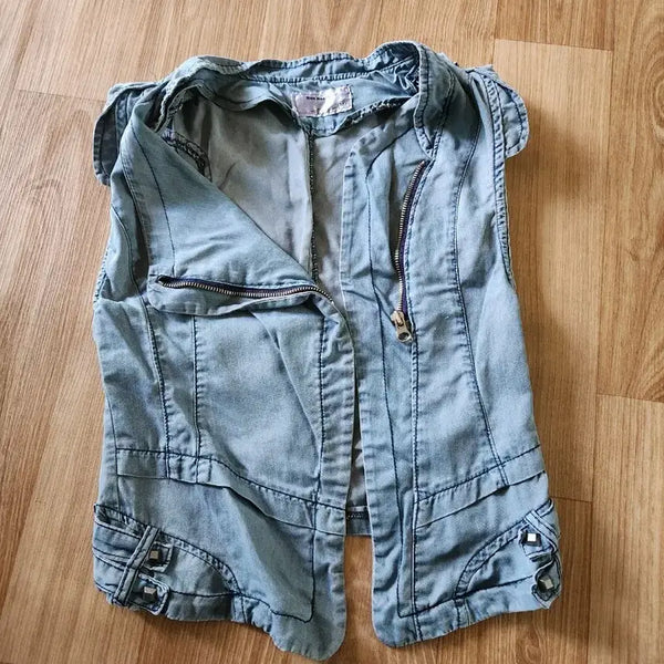 [BUNJANG] Light Wash Denim Vest / 연청 데님 조끼