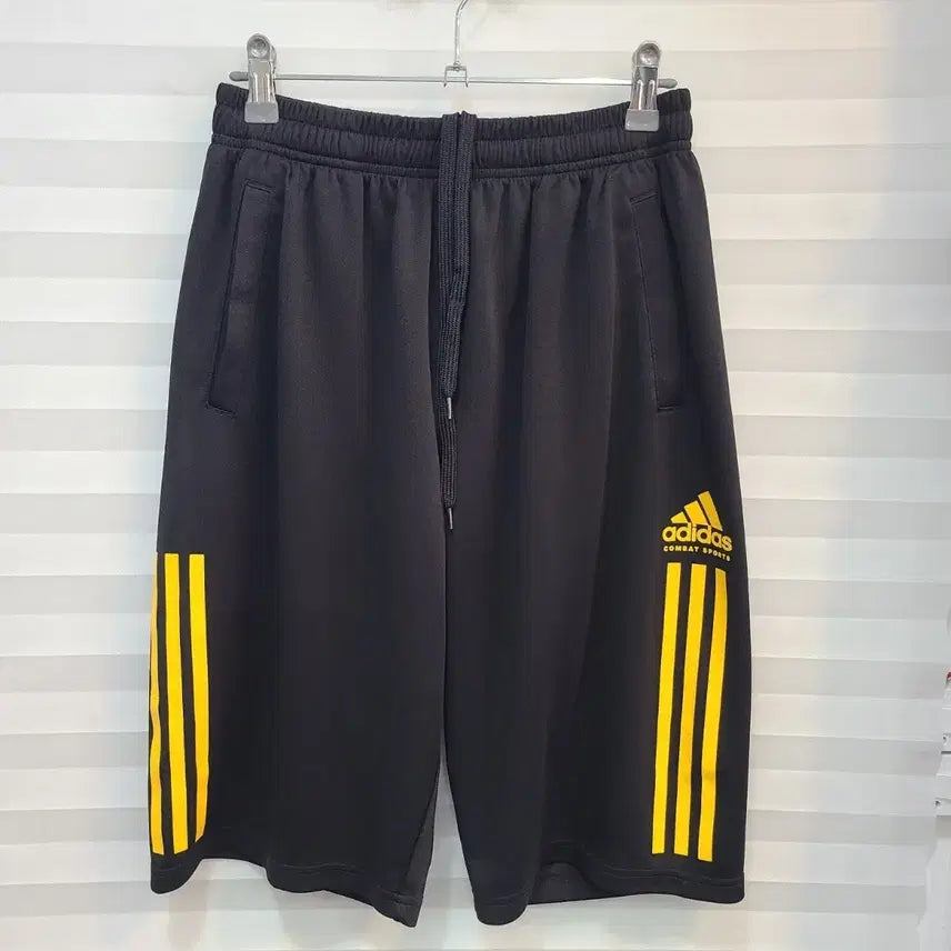 [BUNJANG] Adidas Black Shorts / 아디다스 반바지
